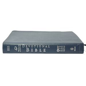 2003 Nelson Women of Faith NKJV Devotional Bible Blue Faux Leather Gold Gilt